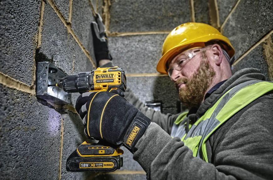 Дрель-шуруповерт аккумуляторная бесщёточная DeWALT DCD708N DCD708N фото