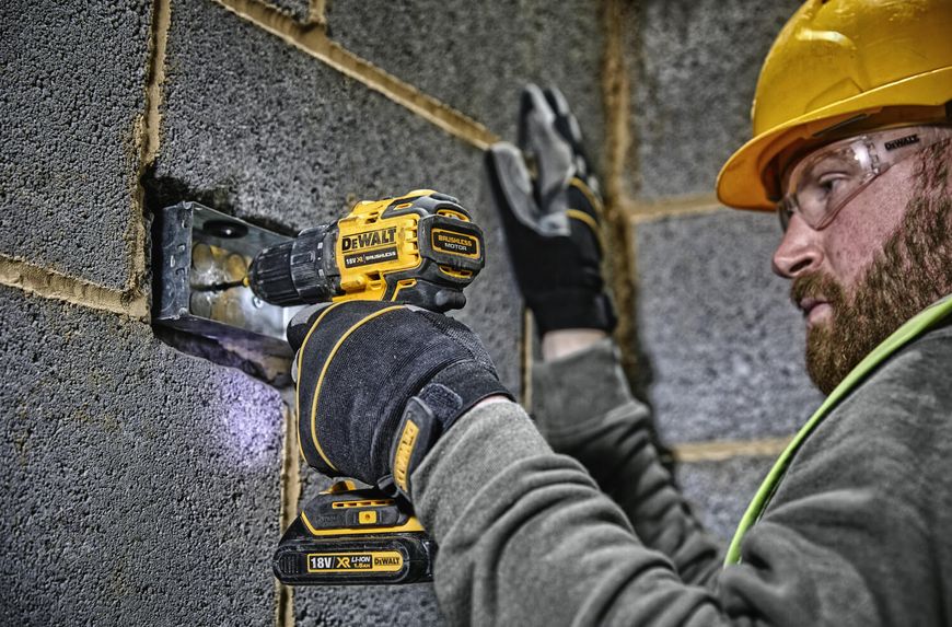 Дрель-шуруповерт аккумуляторная бесщёточная DeWALT DCD708N DCD708N фото