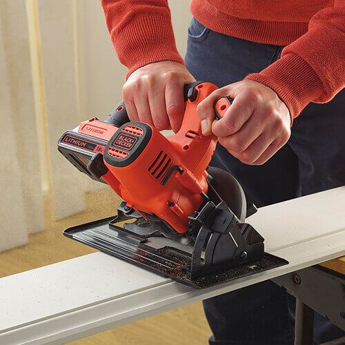 Пила дисковая аккумуляторная BLACK+DECKER BDCCS18N BDCCS18N фото