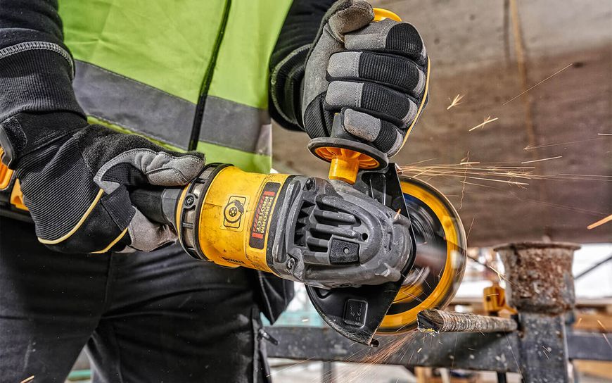 Шлифмашина угловая - болгарка аккумуляторная бесщёточная DeWALT DCG418NT DCG418NT фото