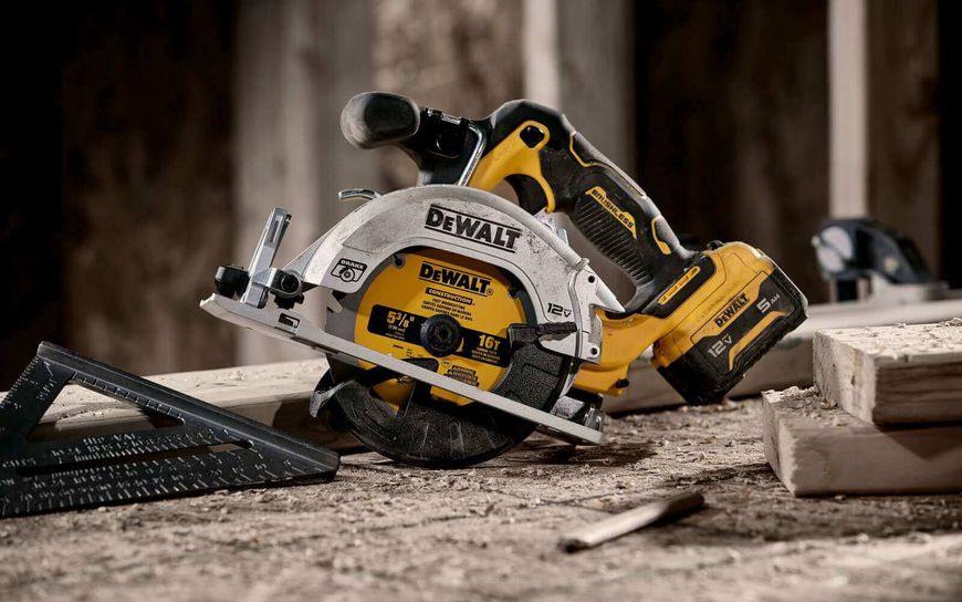 Пила дисковая аккумуляторная бесщёточная DeWALT DCS512N DCS512N фото