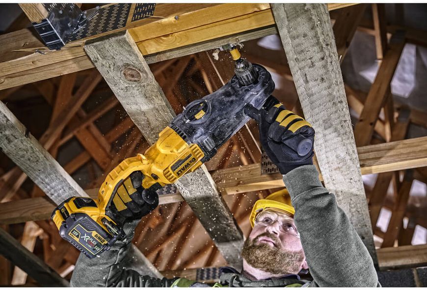 Дрель аккумуляторная бесщёточная DeWALT DCD470N DCD470N фото